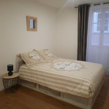 Le Refuge Du Bonheur Apartment เทรวูซ์ ภายนอก รูปภาพ